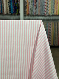 Seersucker (Poly Print) Table Linen in Pink