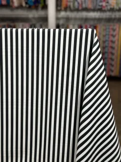 Seersucker (Poly Print) Table Linen in Black
