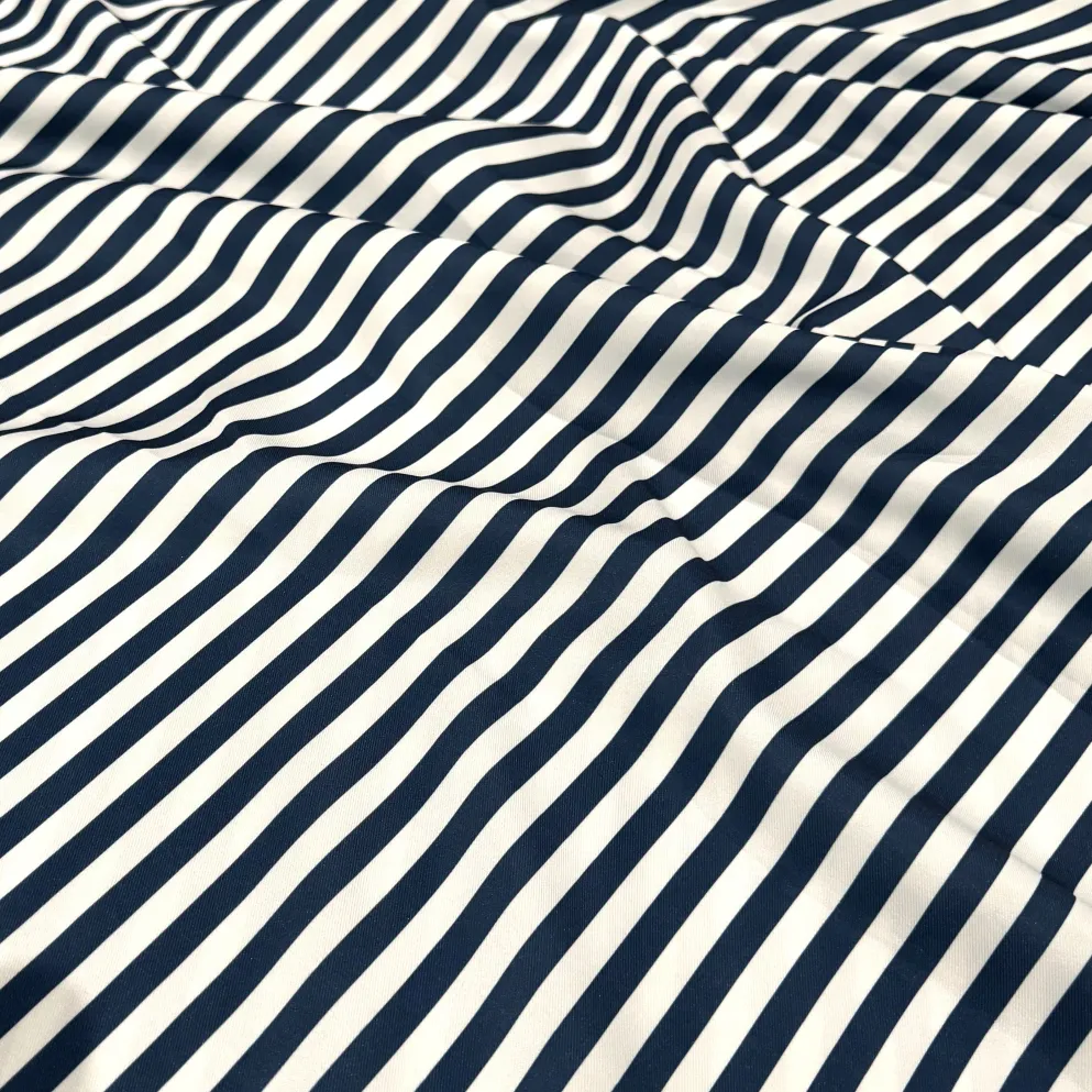 Seersucker (Poly Print) Table Runner in Navy