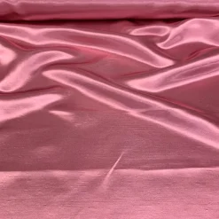 Shantung Satin (Reversible) Table Linen in Mauve