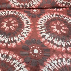 Sundaze Jacquard (Reversible) Table Linen in Red and Black