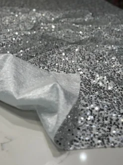 Taffeta Sequins Table Linen in Silver and White