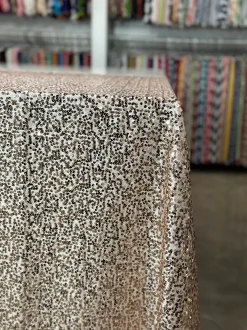Taffeta Sequins Table Linen in Blush Shiny