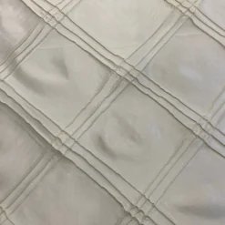 Triple Pleat Pintuck Table Runner in Ivory