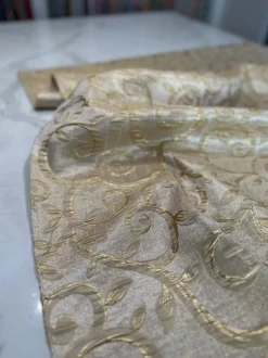 Tuscany Jacquard (Reversible) Table Linen in Ivory