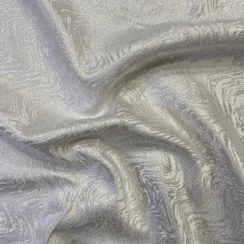 Twinkle Tensil Table Runner in Ivory