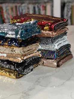 Two-Tone Sequins Table Linen in Champagne and Matte