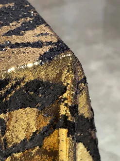 Two-Tone Sequins Table Linen in Black and Gold