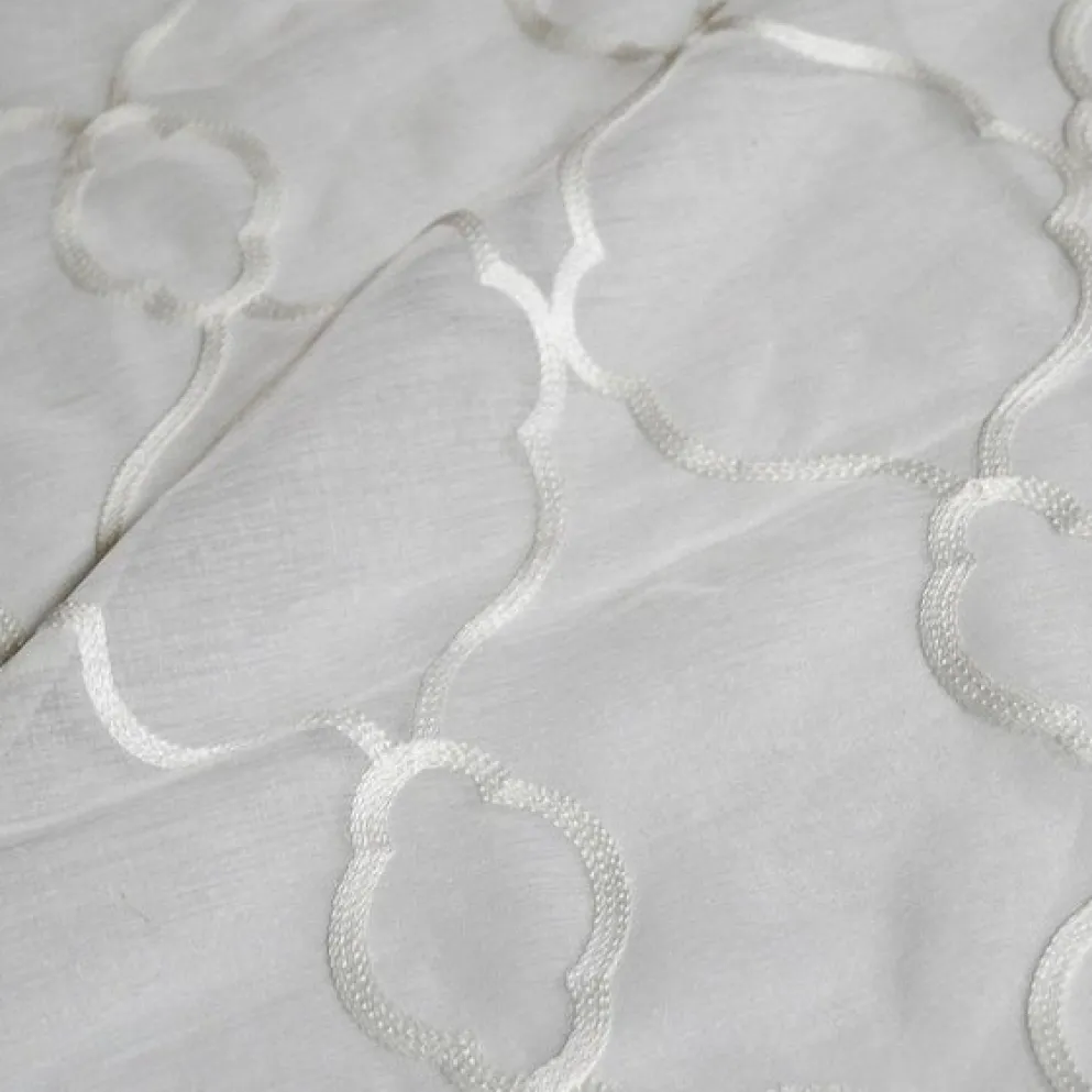 Vertigo Sheer Table Runner in White